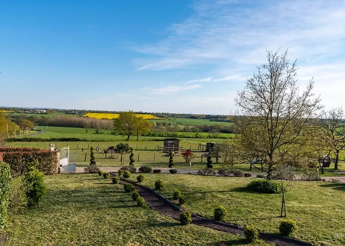 Belliloire, A La Campagne